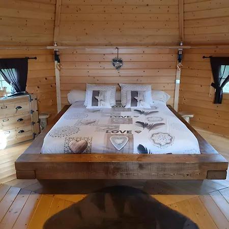 Insolite L'ecureuil Bed & Breakfast 4*